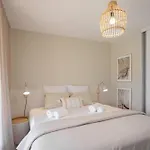 Halo Lagunenpool Und Atemberaubende Aussicht Agde