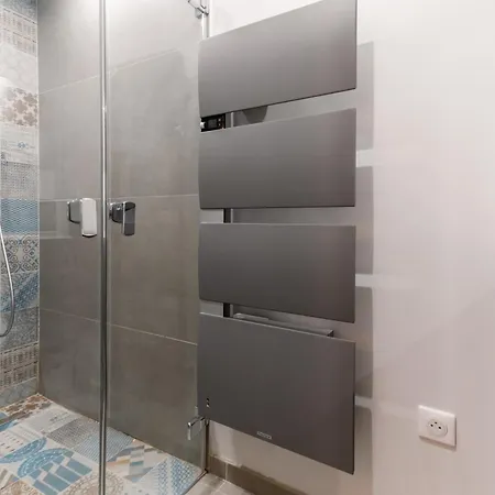 Вилла Halo Lagoon Pool & Exclusive Seaside Getaway