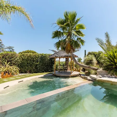 Вилла Halo Lagoon Pool & Exclusive Seaside Getaway